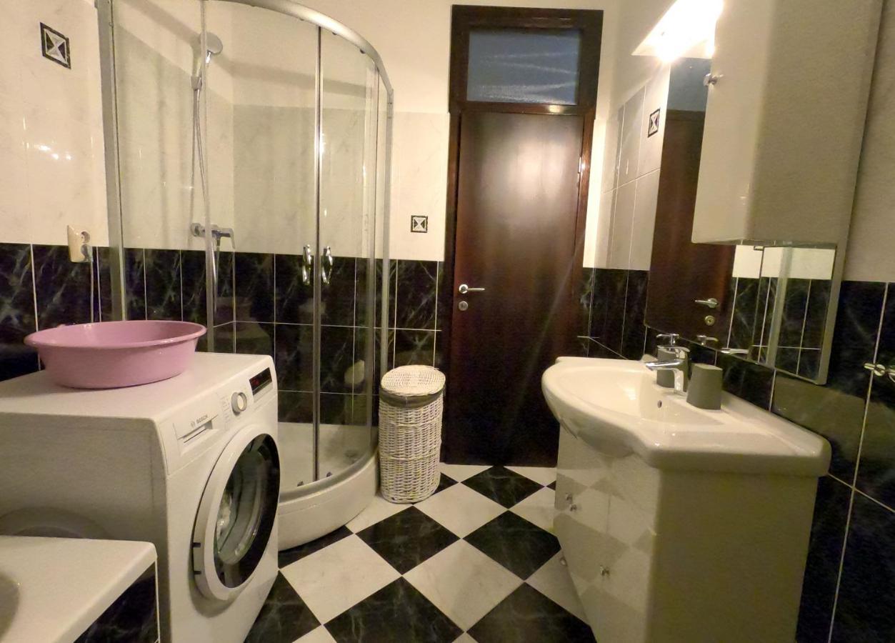 Lifestyle Apartment Подстрана Екстериор снимка
