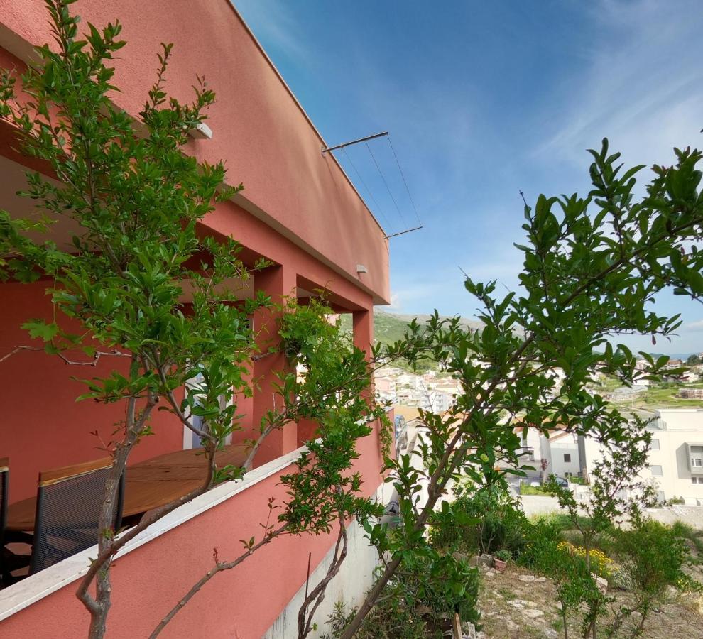Lifestyle Apartment Подстрана Екстериор снимка