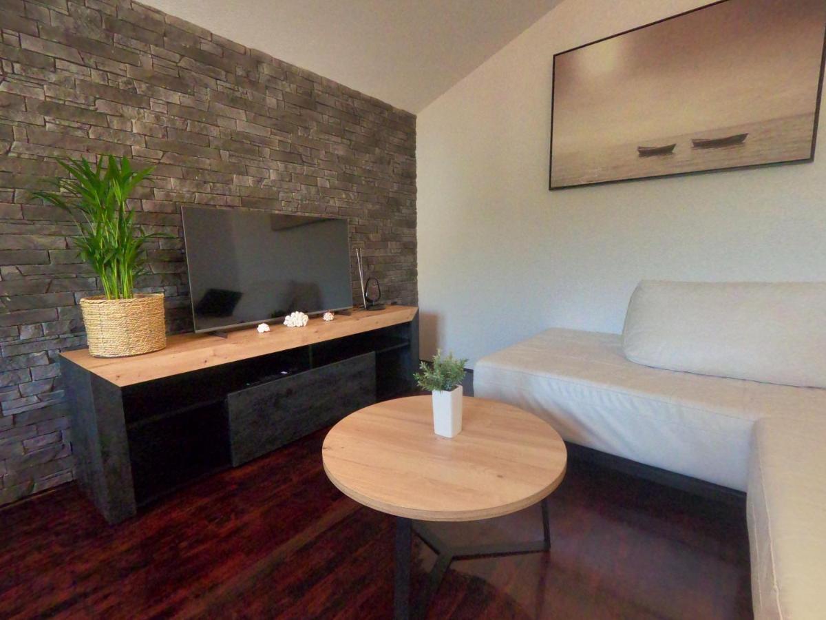 Lifestyle Apartment Подстрана Екстериор снимка