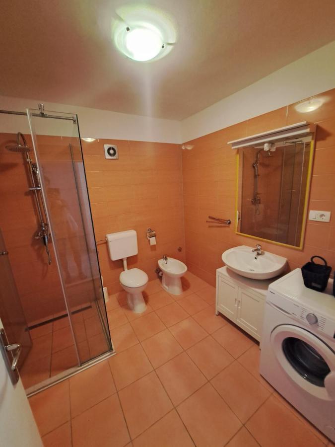 Lifestyle Apartment Подстрана Екстериор снимка