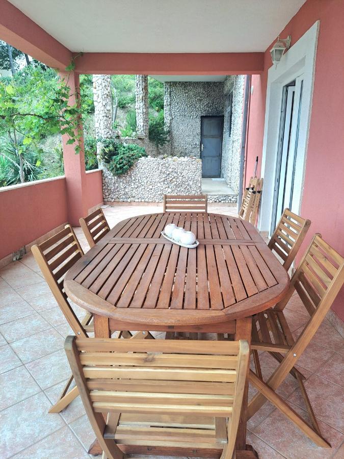 Lifestyle Apartment Подстрана Екстериор снимка